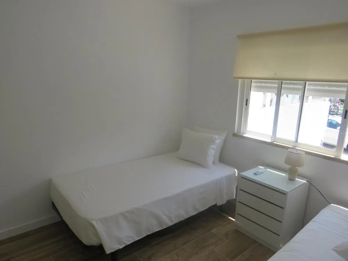 Moradia Geminada V2- Piscina Privada Villa Quarteira
