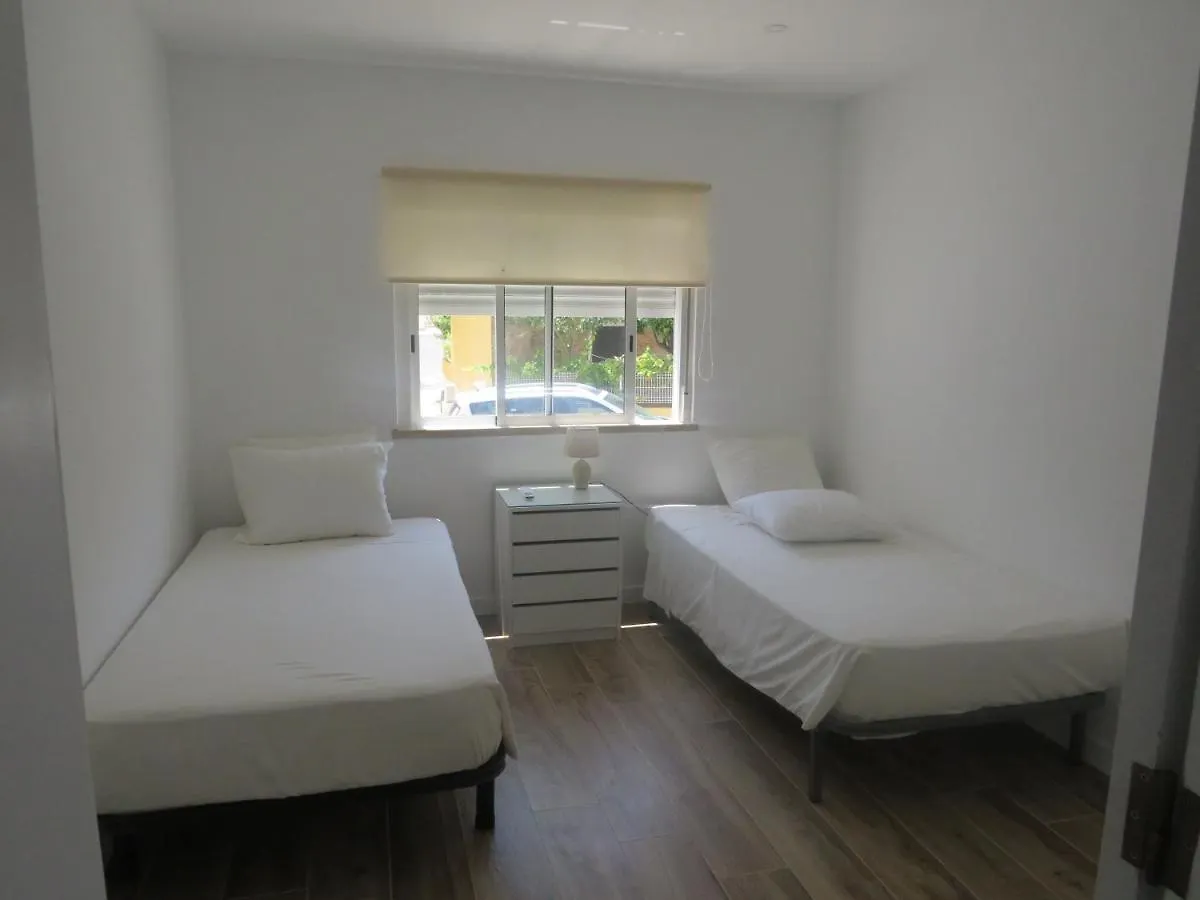 Moradia Geminada V2- Piscina Privada Villa Quarteira Holiday home