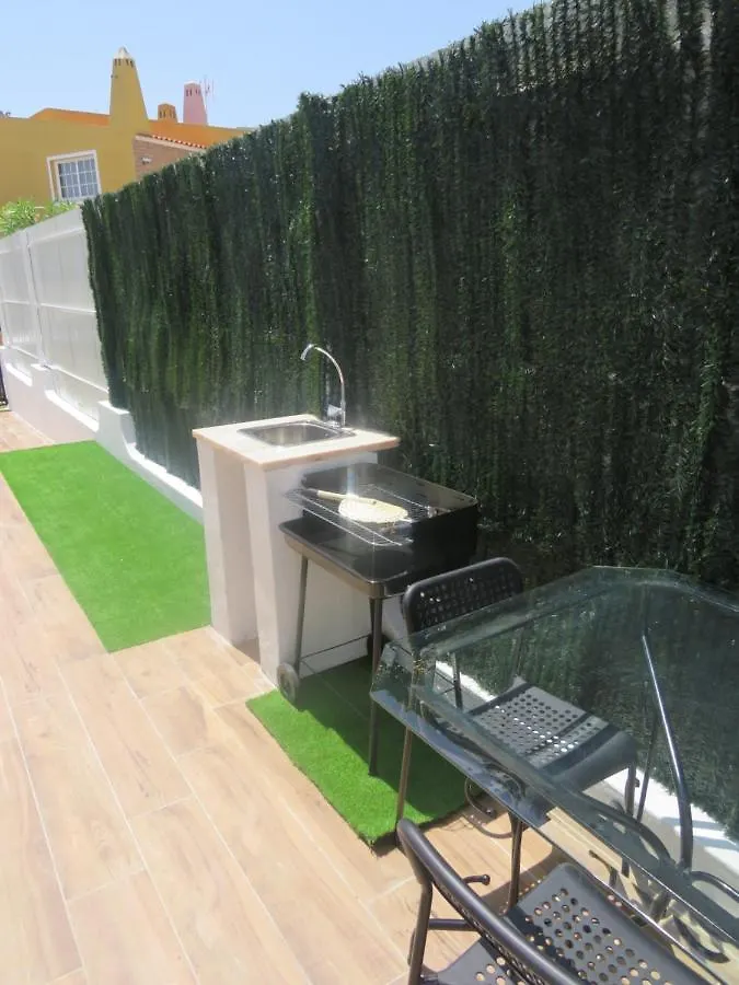 Holiday home Moradia Geminada V2- Piscina Privada Villa Quarteira Portugal